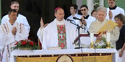 Udvardy celebrált szentmisét a Jézus Szíve Búcsún Udvardy celebrált szentmisét a Jézus Szíve Búcsún