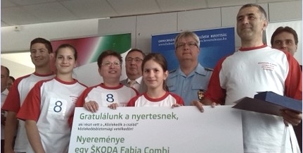 Harmadszorra sikerült: pécsi család nyerte a vetélkedőt, egy autó a jutalmuk Harmadszorra sikerült: pécsi család nyerte a vetélkedőt, egy autó a jutalmuk