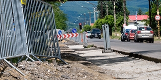 Még egy hónapig biztosan számíthatnak útfelbontások miatt dugókra a pécsi autósok Még egy hónapig biztosan számíthatnak útfelbontások miatt dugókra a pécsi autósok