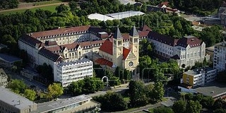 Végzős orvostanhallgatókért celebrált misét Udvardy Végzős orvostanhallgatókért celebrált misét Udvardy