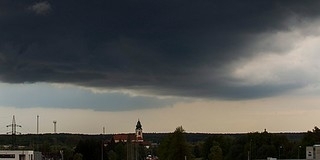 Nyugaton vihar, keleten a hőség tombolt Ausztriában Nyugaton vihar, keleten a hőség tombolt Ausztriában