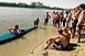 Tizenöt másodperc kellett a hírnévhez - így ülték meg a kajakot mohácsi strandon Tizenöt másodperc kellett a hírnévhez - így ülték meg a kajakot mohácsi strandon