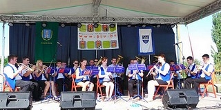 Nyáresti térzenék: következik a Schomberger Dorfmusikanten Nyáresti térzenék: következik a Schomberger Dorfmusikanten