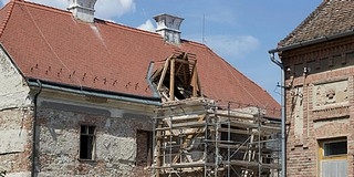 MNV: gőzerővel zajlik a szászvári várkastély felújítása