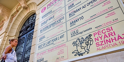 Ismét rekord jegybevétellel zárta a szezont a Pécsi Nyári Színház: tízezren látták a darabokat Ismét rekord jegybevétellel zárta a szezont a Pécsi Nyári Színház: tízezren látták a darabokat
