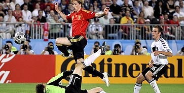 Torres a csúcsra lőtte a spanyolokat Torres a csúcsra lőtte a spanyolokat