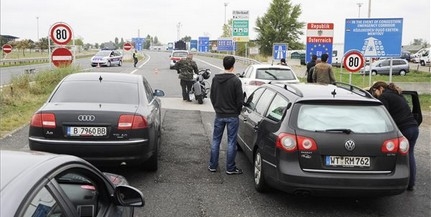 Ismét lezárták a nickelsdorfi határátkelőt Ismét lezárták a nickelsdorfi határátkelőt