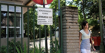Ingatlanügylet menti meg a PTE-t? Ingatlanügylet menti meg a PTE-t?