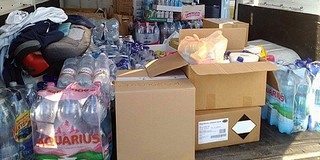Zsaruellátó: a határokat védő egyenruhásoknak szállítanak adományokat a baranyai civilek Zsaruellátó: a határokat védő egyenruhásoknak szállítanak adományokat a baranyai civilek
