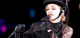 Madonna nős sportolóval szexel
