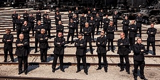 Teltház előtt a Pannon Filmharmonikusok Pécsett Teltház előtt a Pannon Filmharmonikusok Pécsett