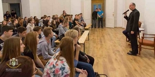 Több száz diák áll önkéntesnek Pécsett hétvégén Több száz diák áll önkéntesnek Pécsett hétvégén