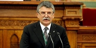 Kövér: Magyarország szívén viseli a Balkán sorsát