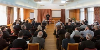 Az Irgalmasság Szent Évére készülnek az egyházmegye papjai Az Irgalmasság Szent Évére készülnek az egyházmegye papjai