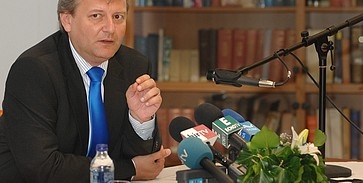 Hiller István: nem tűnnek el reáltárgyak Hiller István: nem tűnnek el reáltárgyak