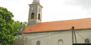 Megújult a szabadszentkirályi Szent István templom Megújult a szabadszentkirályi Szent István templom