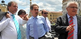 Pécs külügyei: évek óta nem tudja a jobb kéz, mit csinál a bal Pécs külügyei: évek óta nem tudja a jobb kéz, mit csinál a bal