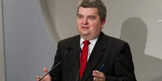 Jövőre 28 milliárdból kapnak bérpótlékot és bérkiegészítést a szociális dolgozók Jövőre 28 milliárdból kapnak bérpótlékot és bérkiegészítést a szociális dolgozók