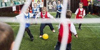 Idén már új óvodai sportpályákon szerethetik meg a mozgást a pécsi törpök Idén már új óvodai sportpályákon szerethetik meg a mozgást a pécsi törpök
