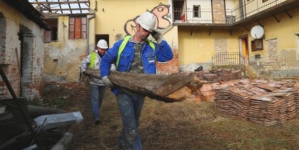 Eltüntetik a szégyenfoltokat: lebontják a lepusztult, omladozó pécsi épületeket Eltüntetik a szégyenfoltokat: lebontják a lepusztult, omladozó pécsi épületeket