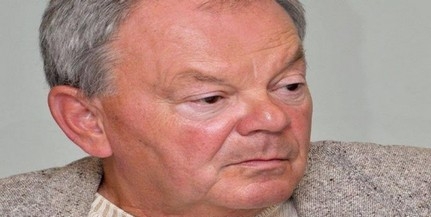 Simon Istvánról készül élő portré kedden este Simon Istvánról készül élő portré kedden este