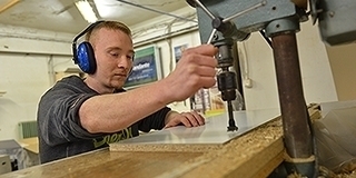 113 ezerrel nőtt a foglalkoztatottak száma egy év alatt