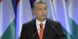 A veszély neve: népvándorlás - fogalmazott évértékelő beszédében Orbán Viktor A veszély neve: népvándorlás - fogalmazott évértékelő beszédében Orbán Viktor