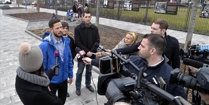 A PM csatlakozott a A PM csatlakozott a