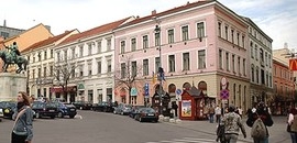 Nick-udvar: vinné a kérő az egészet