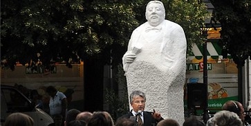 Felavatták Rapcsák András szobrát Felavatták Rapcsák András szobrát