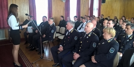 Elismeréseket adott át Dakos József dandártábornok Elismeréseket adott át Dakos József dandártábornok