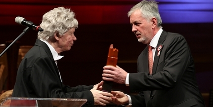 Kocsis Zoltán zongoraművész, karmester kapta idén Pécs Kulturális Nagydíját Kocsis Zoltán zongoraművész, karmester kapta idén Pécs Kulturális Nagydíját