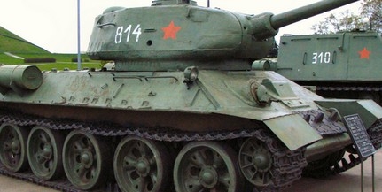 Kilőtt szovjet T34-es tank a Mecsek Kapunál: így emlékezne a város a Mecseki Láthatatlanokra Kilőtt szovjet T34-es tank a Mecsek Kapunál: így emlékezne a város a Mecseki Láthatatlanokra