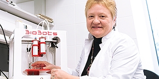 Beültethető emberi szerveket nyomtathatnak néhány év múlva a Pécsi Tudományegyetemen Beültethető emberi szerveket nyomtathatnak néhány év múlva a Pécsi Tudományegyetemen