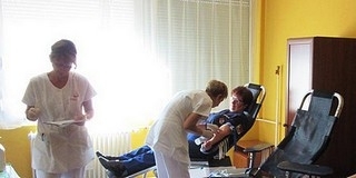Meglepetéssel várják pénteken a véradókat Pécsett is Meglepetéssel várják pénteken a véradókat Pécsett is