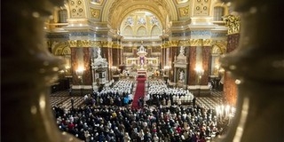 Az utolsó vacsorára emlékeznek ma a keresztények