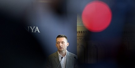 Újra nyitva lesznek vasárnap a boltok, a kormány visszavonul Újra nyitva lesznek vasárnap a boltok, a kormány visszavonul
