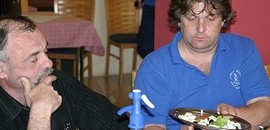 Császári kezdés, majd koros borda Császári kezdés, majd koros borda