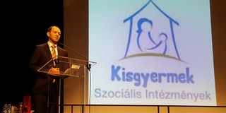 Kétmilliárdos bölcsődei, óvodai fejlesztés indul Pécsett, tizennégy intézményt újítanak fel Kétmilliárdos bölcsődei, óvodai fejlesztés indul Pécsett, tizennégy intézményt újítanak fel