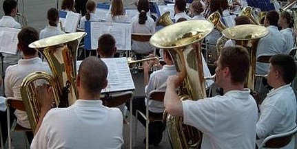 Szereti hallgatni a rezesbandák utcai muzsikáját? Irány Szigetvár! Szereti hallgatni a rezesbandák utcai muzsikáját? Irány Szigetvár!