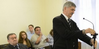 Pécsett, az ítélőtáblán zárul le a Magyar Villamosművek Zrt. volt vezetőinek büntetőpere Pécsett, az ítélőtáblán zárul le a Magyar Villamosművek Zrt. volt vezetőinek büntetőpere