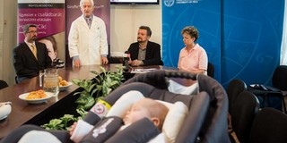 Adománygyűjtés indult a koraszülöttek ellátásáért Pécsett, itt született az idei első korababa