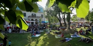 Együtt piknikezhet a város hétvégén a Zsolnayban Együtt piknikezhet a város hétvégén a Zsolnayban
