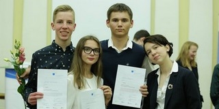 Németül a kvótakérdésről: pécsi diák is szerepel a Vitázik a világ ifjúsága döntőjében Németül a kvótakérdésről: pécsi diák is szerepel a Vitázik a világ ifjúsága döntőjében
