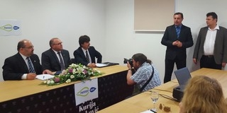 Új igazgatót választott a PANNON ETT közgyűlése Új igazgatót választott a PANNON ETT közgyűlése
