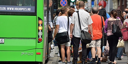 Ha beüt a nyári forróság, nem pihentetik a légkondicionálókat a pécsi autóbuszokon Ha beüt a nyári forróság, nem pihentetik a légkondicionálókat a pécsi autóbuszokon