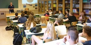 Tanévzáró vagyonvédelmi előadást tartottak a bólyi diákoknak Tanévzáró vagyonvédelmi előadást tartottak a bólyi diákoknak