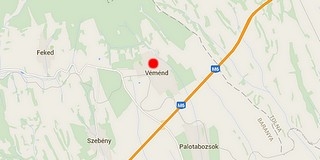 Patakba hajtott egy autó Véménden, ketten megsérültek Patakba hajtott egy autó Véménden, ketten megsérültek