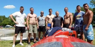 Dobogósok a pécsi tűzoltók kismotorfecskendő-szerelésben Dobogósok a pécsi tűzoltók kismotorfecskendő-szerelésben
