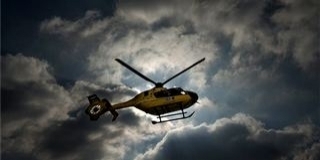 Karambol a 6-oson: mentőhelikopter érkezett Karambol a 6-oson: mentőhelikopter érkezett